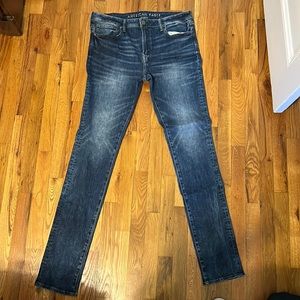 Mens American Eagle 36x32 slim fit blue jeans- never worn